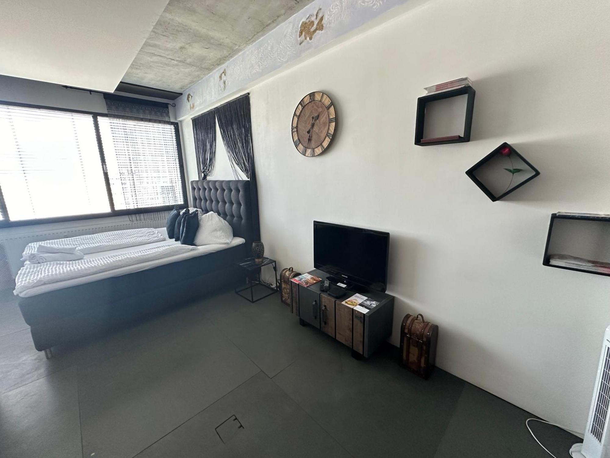 Apartment Am Schwedenplatz Vienna Luaran gambar