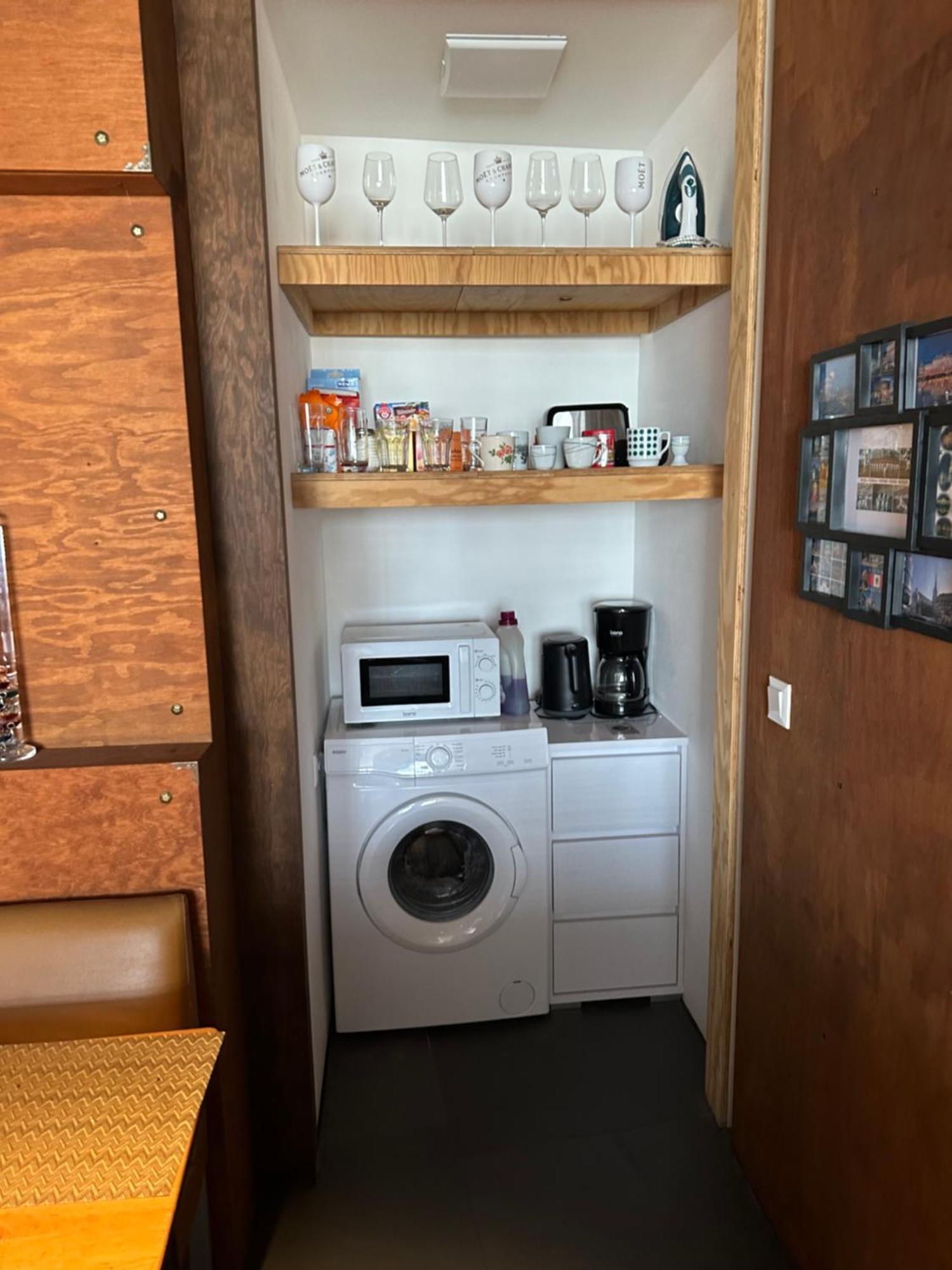 Apartment Am Schwedenplatz Vienna Luaran gambar